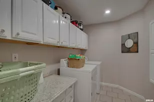 1532 Winsor Dr, Quincy, IL 62305 - Photo 32