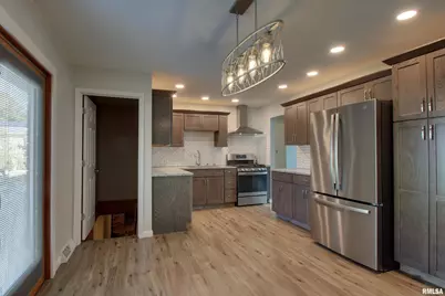 1205 Daniel Court, Quincy, IL 62305 - Photo 4