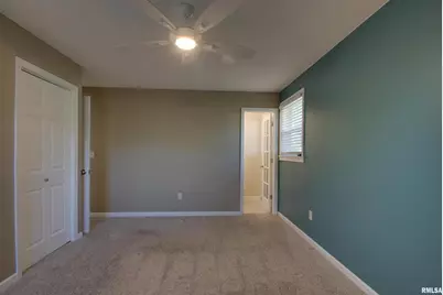 1205 Daniel Court, Quincy, IL 62305 - Photo 10