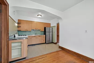 318 W Columbia Avenue #0, Davenport, IA 52803 - Photo 12