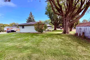 712 3rd St, Seaton, IL 61476 - Photo 14