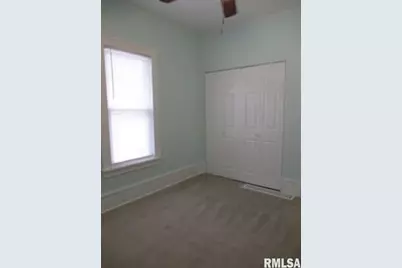 1525 25th Street, Rock Island, IL 61201 - Photo 6