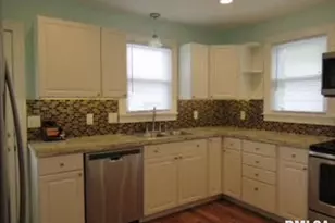 1525 25th St, Rock Island, IL 61201 - Photo 12