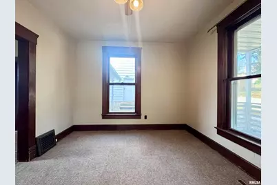 916 7th Street, Fulton, IL 61252 - Photo 8