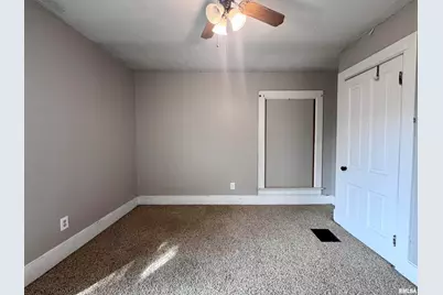 916 7th Street, Fulton, IL 61252 - Photo 14