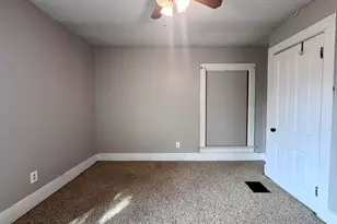 916 7th St, Fulton, IL 61252 - Photo 14