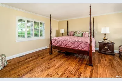 313 Country Club Lane, Harrisburg, IL 62946 - Photo 18