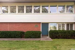 313 Country Club Ln, Harrisburg, IL 62946 - Photo 6