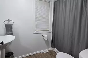 607 N Bluff St, Albany, IL 61230 - Photo 12