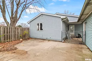 220 E Wilcox St, Springfield, IL 62707 - Photo 8