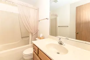 4237 26th Ave, Moline, IL 61265 - Photo 12