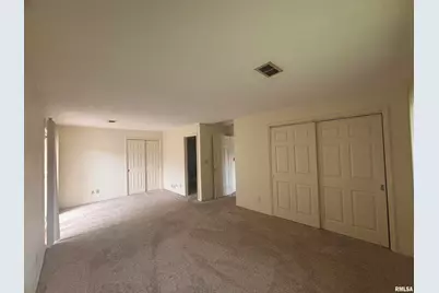 920 17th Street #28, Moline, IL 61265 - Photo 6