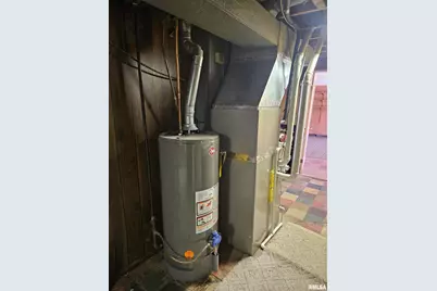 2131 W Sunnybrook Drive, Quincy, IL 62301 - Photo 32