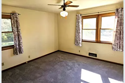 2131 W Sunnybrook Drive, Quincy, IL 62301 - Photo 16