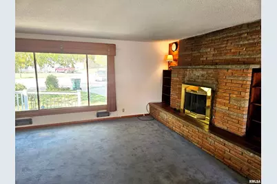 2131 W Sunnybrook Drive, Quincy, IL 62301 - Photo 10