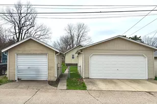 422 45th St, Moline, IL 61265 - Photo 20