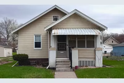 422 45th Street, Moline, IL 61265 - Photo 1