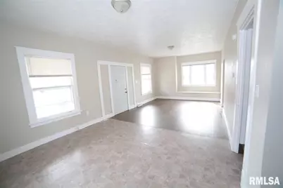 1212 Glenhurst Court, Rock Island, IL 61201 - Photo 2