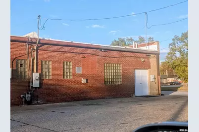 3160 Avenue Of The Cities Avenue, Moline, IL 61265 - Photo 4