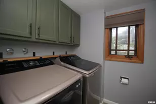 903 E 2nd Ave, Monmouth, IL 61462 - Photo 10