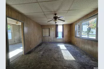 502 S Franklin Avenue, Polo, IL 61064 - Photo 6