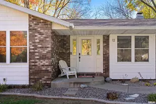 12 Timber Ln, Geneseo, IL 61254 - Photo 4