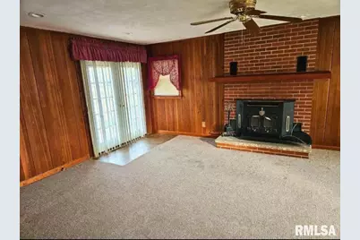 822 N Branch Ave Avenue, Quincy, IL 62301 - Photo 2