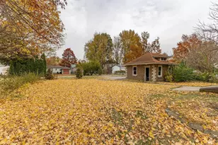 307 E Court St, Cambridge, IL 61238 - Photo 4