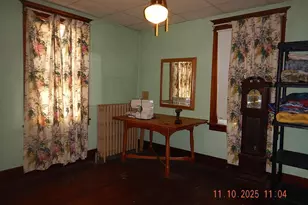 702 Elliott St, Kewanee, IL 61443 - Photo 8