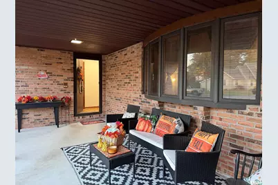 206 Daras Drive, Carmi, IL 62821 - Photo 4