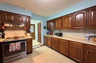 206 Daras Dr, Carmi, IL 62821 - Photo 14