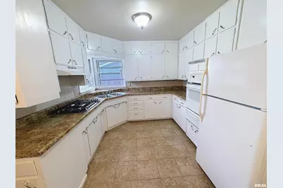 3855 26th Ave Avenue, Rock Island, IL 61201 - Photo 8