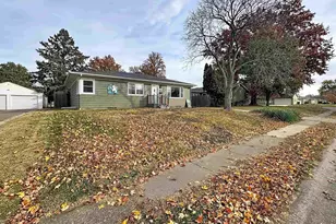 3855 26th Ave Ave, Rock Island, IL 61201 - Photo 2