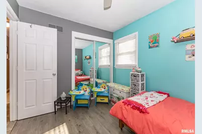 2630 35th Avenue, Rock Island, IL 61201 - Photo 12