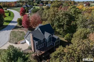 5585 Woodcrest Dr, Quincy, IL 62305 - Photo 30