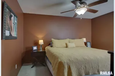 5585 Wood Crest Drive, Quincy, IL 62305 - Photo 18