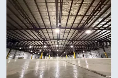 8201 W 42nd Street, Rock Island, IL 61201 - Photo 8