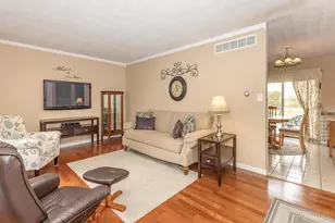 592 Lake Dr, Woodhull, IL 61490 - Photo 6