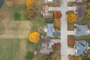 592 Lake Dr, Woodhull, IL 61490 - Photo 36