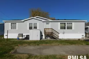 120 W 7th St, Coal Valley, IL 61240 - Photo 4