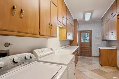 500 54th Street #A, Moline, IL 61265 - Photo 18