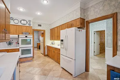 500 54th Street #A, Moline, IL 61265 - Photo 16