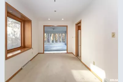 3332 16th Street, Moline, IL 61265 - Photo 8