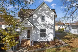 919 9th Ave, Fulton, IL 61252 - Photo 2