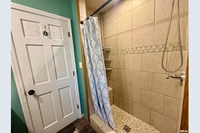 1805 85th Avenue W, Rock Island, IL 61201 - Photo 14