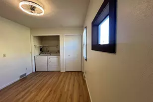 613 W 9th Ave, Milan, IL 61264 - Photo 10