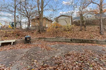 2019 11th Street Place, East Moline, IL 61244 - Photo 28