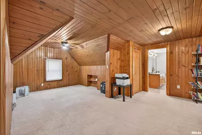 803 Holmes Street, Bettendorf, IA 52722 - Photo 20