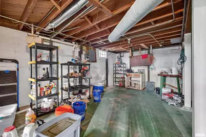 803 Holmes Street, Bettendorf, IA 52722 - Photo 28