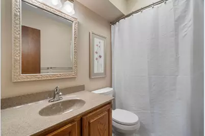 1120 Terrace Park Dr Drive, Bettendorf, IA 52722 - Photo 34